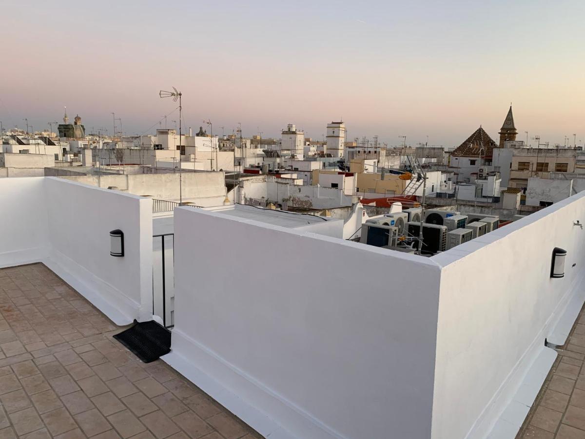 Atico Terraza Cadiz Centro Ascensor Playa De La Caleta Apartment Екстериор снимка