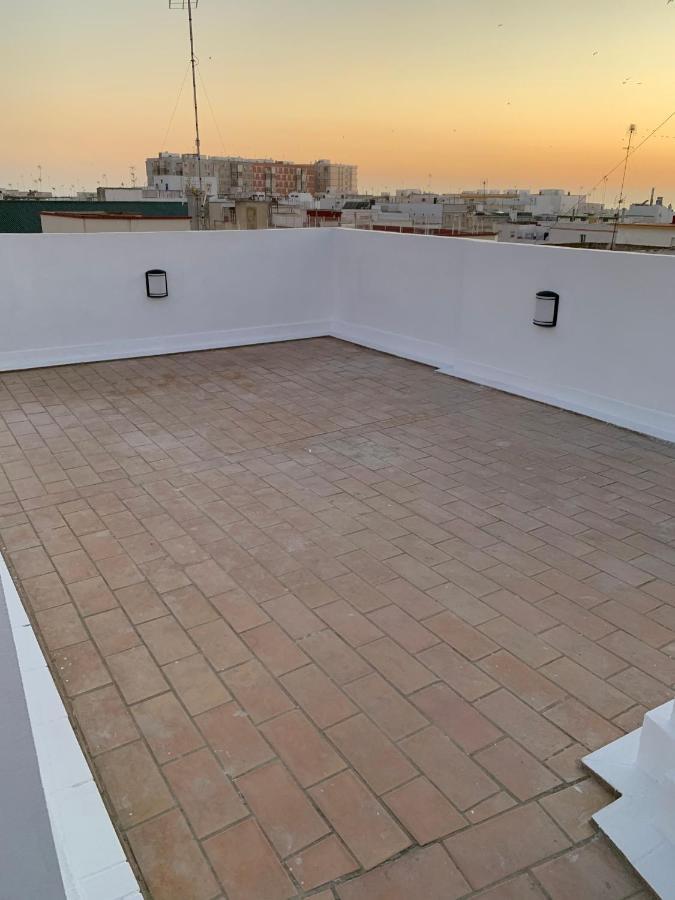 Atico Terraza Cadiz Centro Ascensor Playa De La Caleta Apartment Екстериор снимка